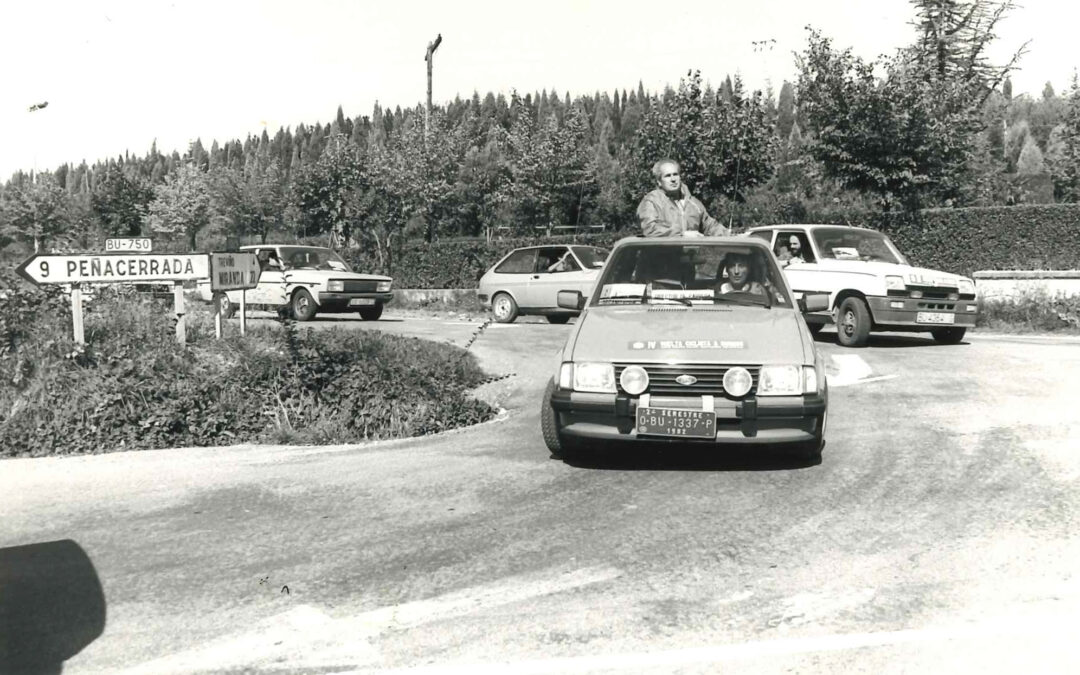 1982: Comienza nuestra aventura como Vehículo Oficial de la Vuelta a Burgos.