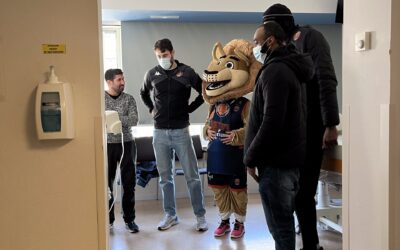 El Grupo Ureta Tizona vuelve al HUBU para regalar sonrisas a los más pequeños